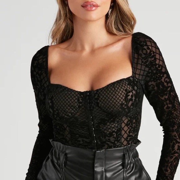 Sexy Black Long Sleeve Bodysuit - Picture 3 of 4